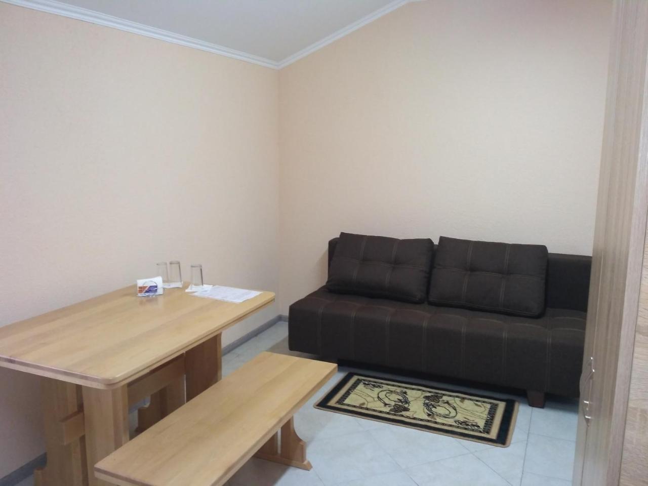 Motel Lutsʼk المظهر الخارجي الصورة